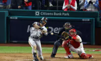 Diamondbacks Stun Phillies 4–2 in Game 7 of NLCS to Reach First World Series in 22 Years