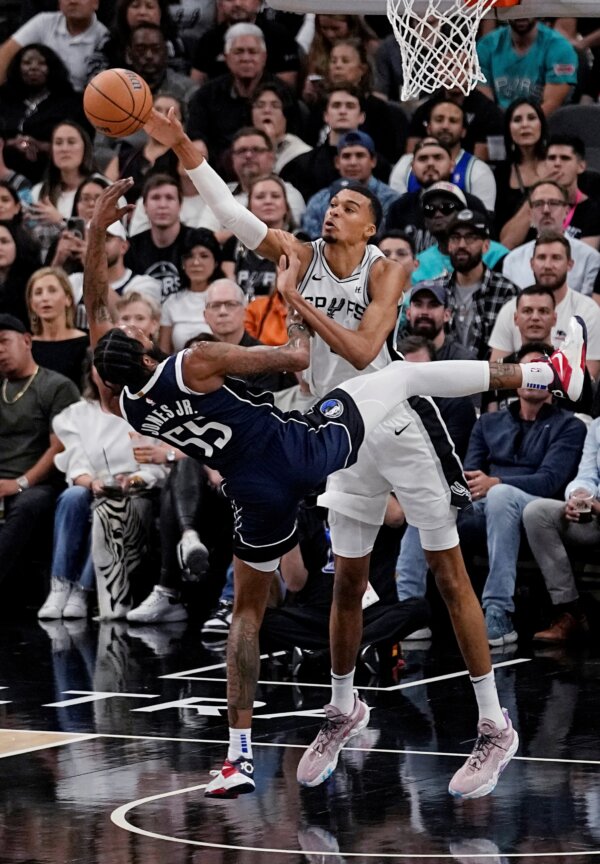 Derrick Jones Jr 55