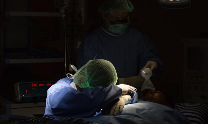 Silence Around Surgical Errors Is Jeopardizing Patients, Experts Say