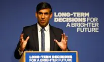 Rishi Sunak Promises Legislation to Make Rwanda ‘Safe Country’ After Supreme Court Setback