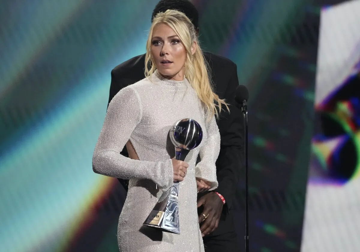 Alpine Skier Mikaela Shiffrin accepts the award for best athlete in women's sports at the ESPY awards in Los Angeles July 12, 2023. (Mark J. Terrill/AP Photo)