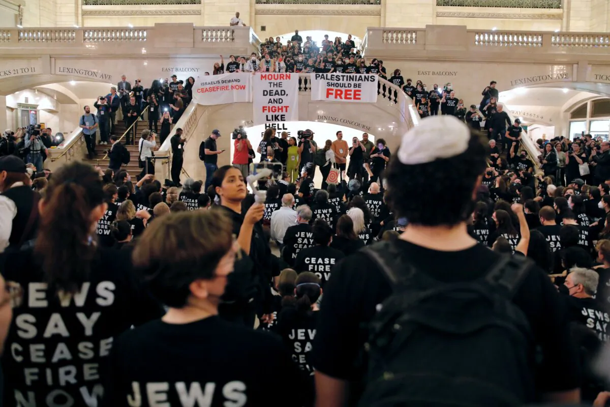 People demonstrate calling for a cease-fire amid war between Israel and Hamas, at Grand Central Station in New York City on Oct. 27, 2023. (Kena Betancur/AFP via Getty Images)