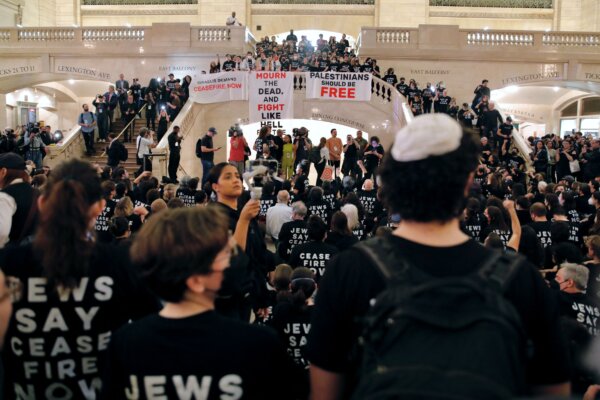 Epoch Times Photo