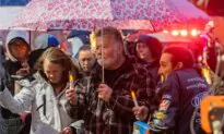 Hundreds Attend Vigil for Victims of Shooting Rampage in Sault Ste Marie, Ont