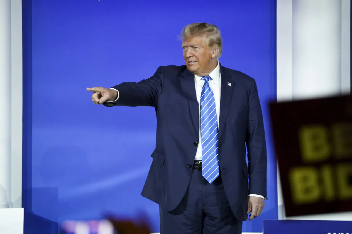 Republican presidential candidate and former U.S. President Donald J. Trump arrives at the Republican Jewish Coalition in Las Vegas, Nev., on Oct. 28, 2023. (Madalina Vasiliu/The Epoch Times)