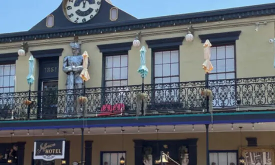 Take a Historic Walk Through Jefferson, Texas