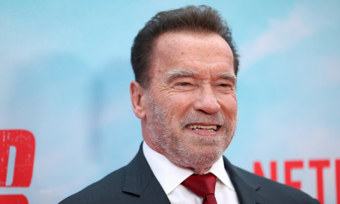 Arnold Schwarzenegger Is Coming to Town as Santa Claus in New Christmas ...