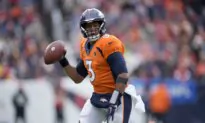Wilson, Simmons Lead Denver Broncos to First Win Over Chiefs Since 2015 With a 24–9 Thrashing