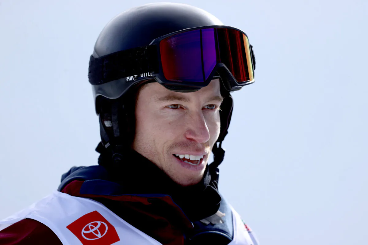 Shaun White of Team United States competes in the men's snowboard superpipe qualifier during day 2 of the Dew Tour at Copper Mountain on December 16, 2021 in Copper Mountain, Colorado. (Photo by Matthew Stockman/Getty Images)