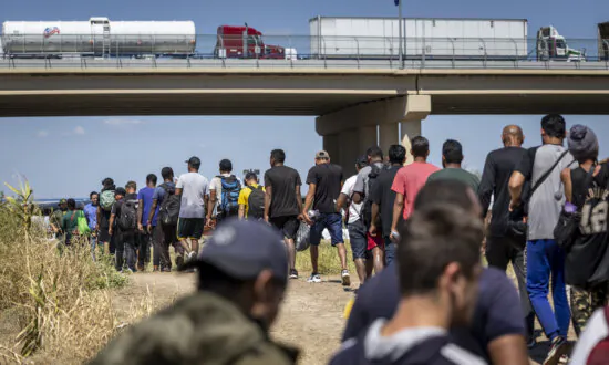 Sheriff’s Group Says, ‘Too Little Too Late’ After Border Patrol Warns Hamas Terrorists May Try to Cross US-Mexico Border