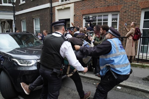 Epoch Times Photo