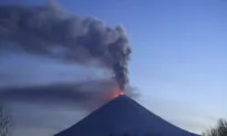 Eruption of Eurasia’s Tallest Active Volcano Sends Ash Columns Above a Russian Peninsula