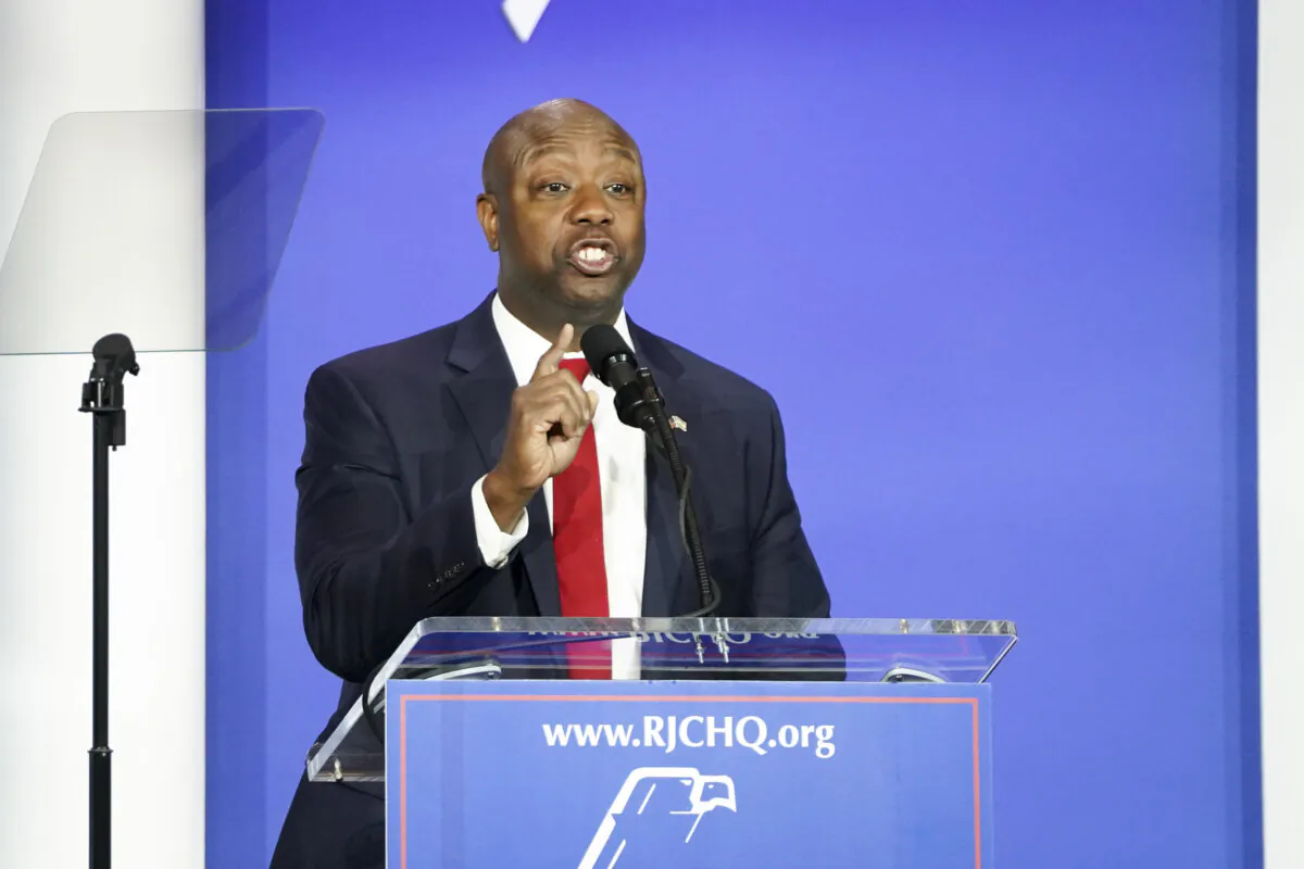 Republican presidential candidate Sen. Tim Scott (R-S.C.) speaks at the Republican Jewish Coalition in Las Vegas, Nev., on Oct. 28, 2023. (Madalina Vasiliu/The Epoch Times)