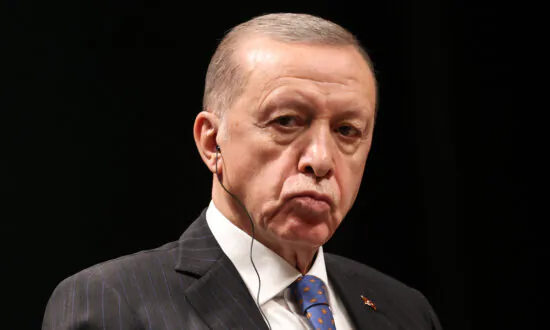 Turkey’s Erdogan Applauds Hamas’ Terror: Is Erdo’s ‘Middle Man’ Sham Kaput?