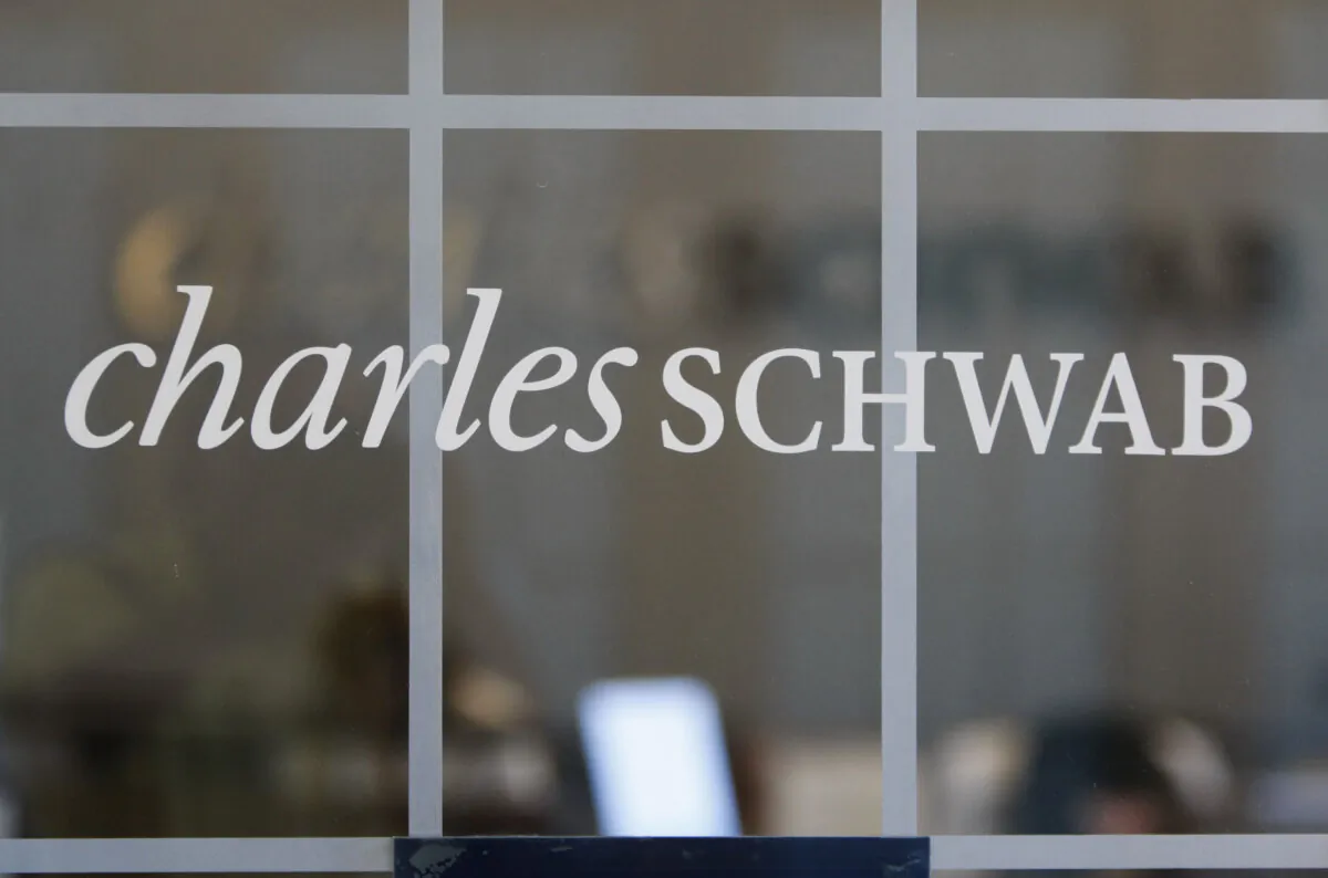 A Charles Schwab office in Oakland, Calif., on July 14, 2010. (Paul Sakuma/AP Photo)
