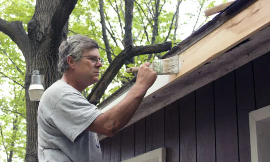Prepare and Paint Outdoor Wood Trim