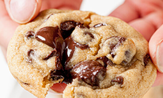 Forever Chewy Chocolate Chip Cookies