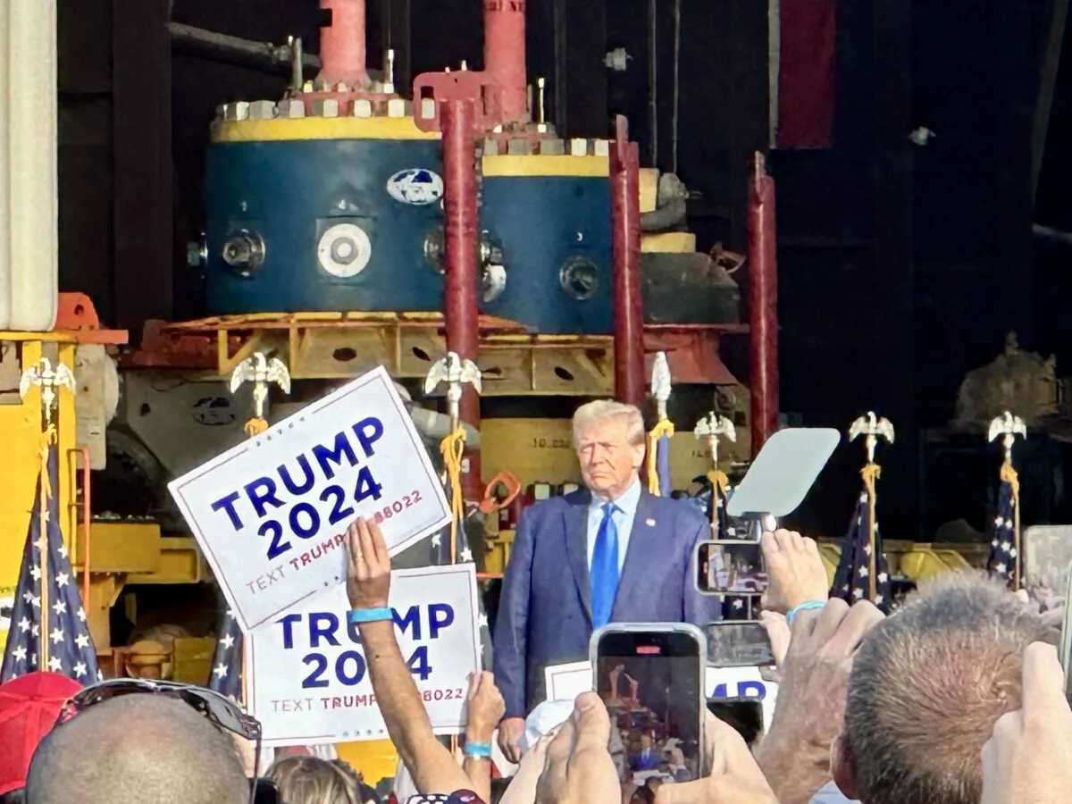 Former President Donald Trump made a campaign stop at Trendsetter Engineering in Houston on Nov. 2, 2023. (Darlene McCormick Sanchez/The Epoch Times)