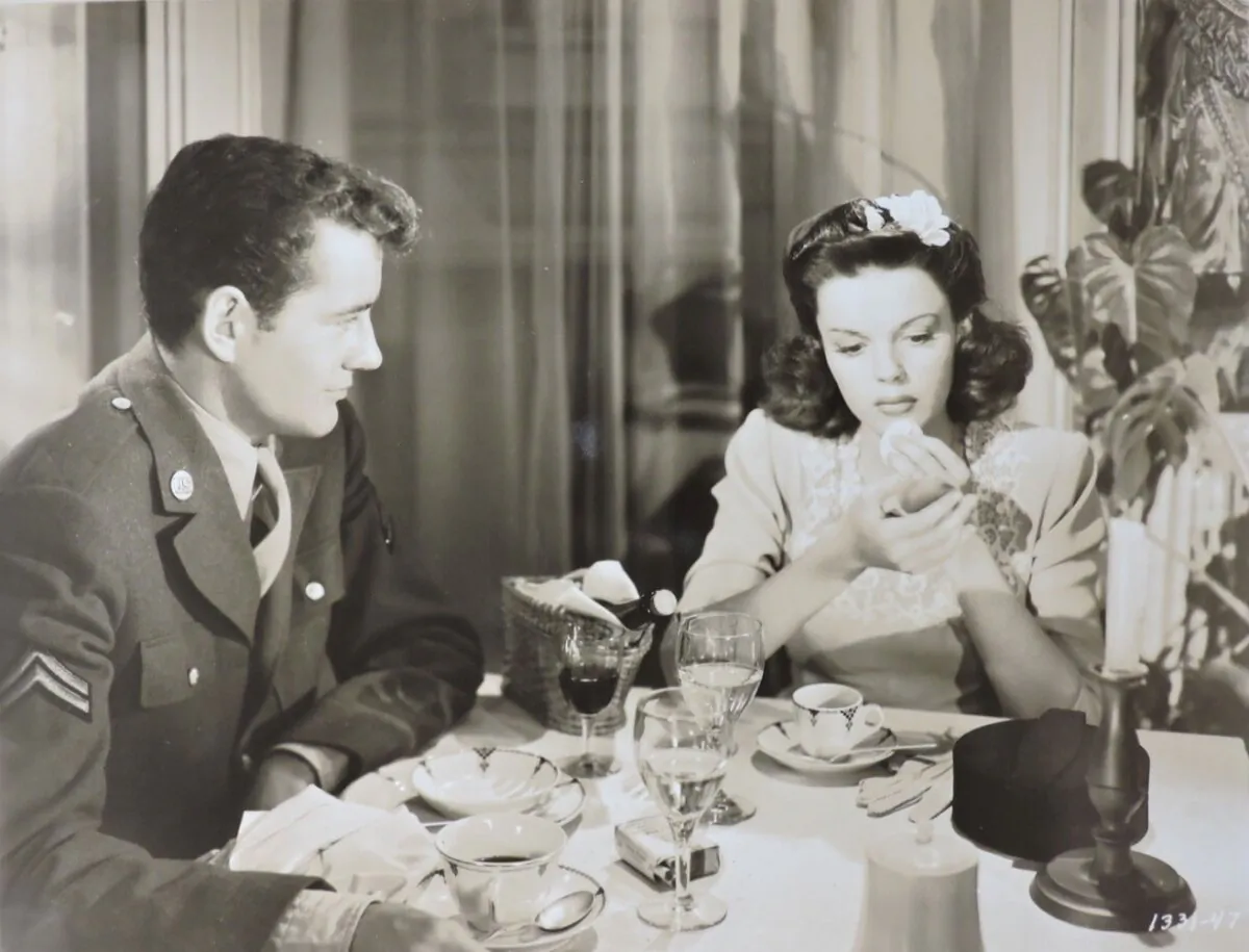 Joe Allen (Robert Walker) and Alice Maybery (Judy Garland), in "The Clock." (Metro-Goldwyn-Mayer)