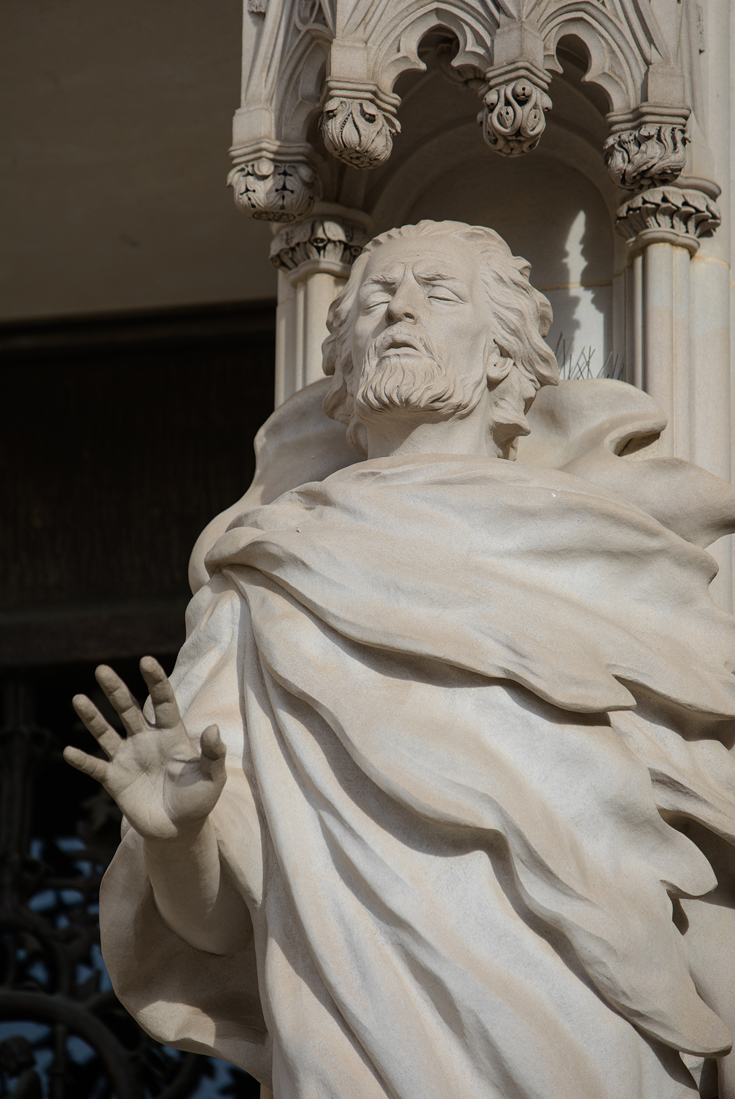 statue of Paul by Hart, Washington National Cathedral