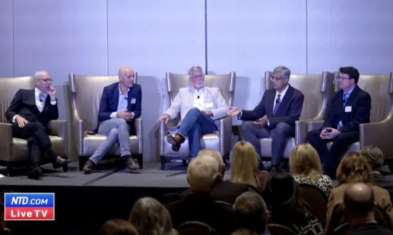 Brownstone Holds Conference & Gala on Rebuilding Freedom