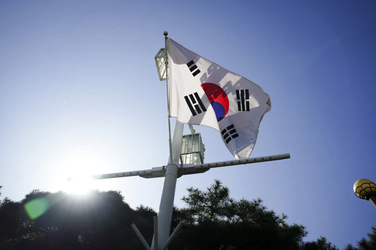 South Korea flag at the Blue House in Seoul, South Korea, on Sept. 7, 2023. (Madalina Vasiliu/The Epoch Times)