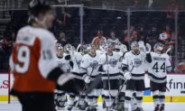 Cam Talbot Makes 24 Saves as Los Angeles Kings Blank Philadelphia Flyers 5–0