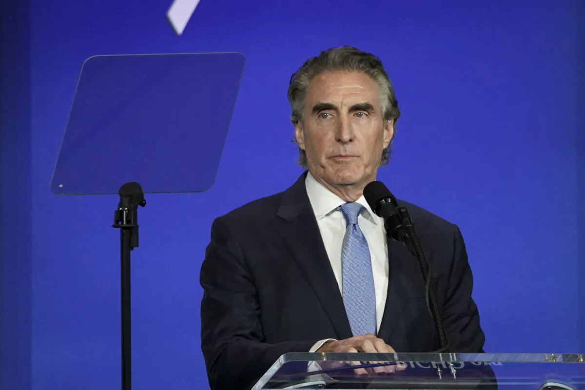 Republican presidential candidate and North Dakota Gov. Doug Burgum speaks at the Republican Jewish Coalition in Las Vegas, Nev., on Oct. 28, 2023. (Madalina Vasiliu/The Epoch Times)
