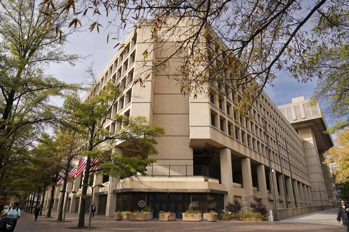 The FBI headquarters in Washington on Nov. 6, 2023. (Madalina Vasiliu/The Epoch Times)