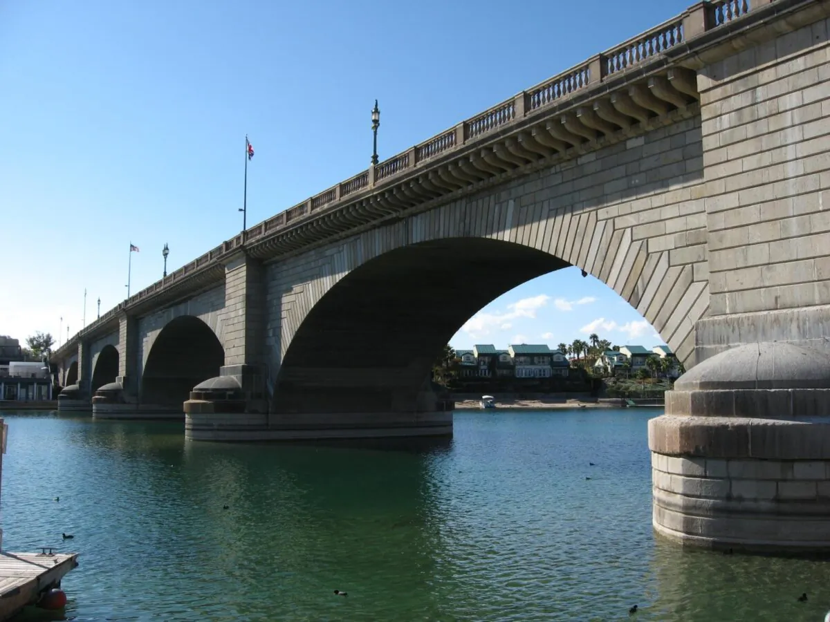 London Bridge, Lake Havasu City, Arizona. (HavAZ2018 / CC BY-SA 4.0)