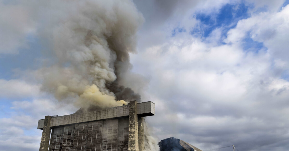 Raging Fire Destroys Massive World War II-Era Blimp Hangar In Southern ...