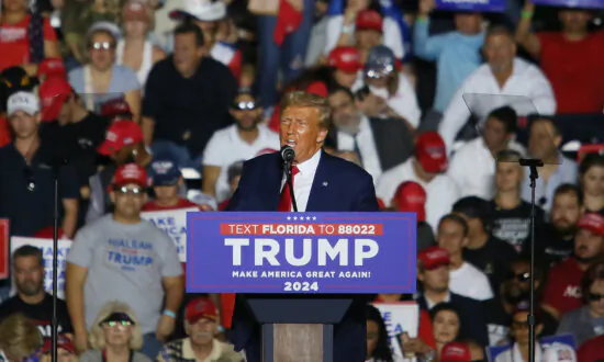 Florida Hispanics Explain Why They Support Trump