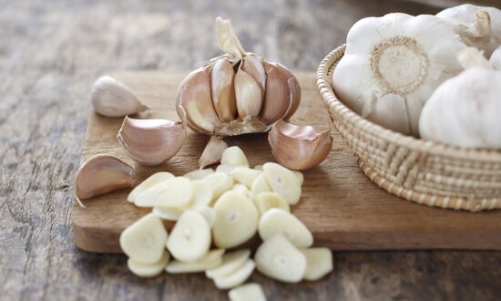 Unlocking the Power of Garlic: Anti-Cancer, Hypertension, and Blood Sugar Control
