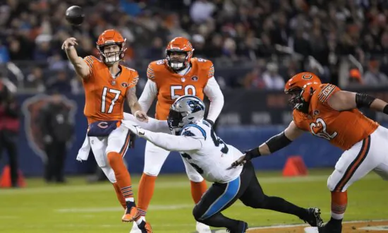 Foreman Runs for TD, Bears Beat Panthers 16–13 to Boost Their Shot at the Top Pick in the Draft