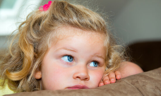 Why Kids Need Boredom: Experts