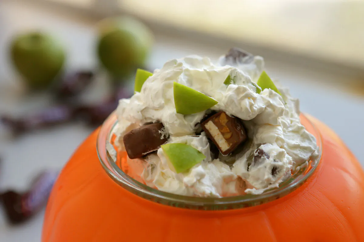 Snickers Salad. (Huy Mach/St. Louis Post-Dispatch/TNS)