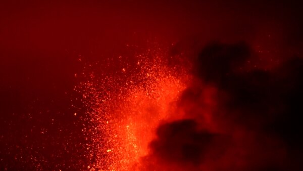 Video: Italy's Mount Etna Erupts With Spectacular, Red-Hot Explosions