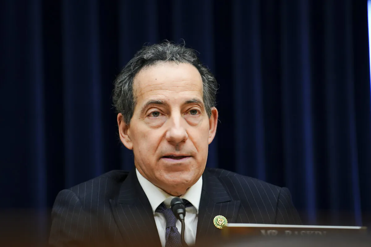 Ranking member of the House Oversight Committee Rep. Jamie Raskin (D-Md.) speaks during a hearing in Washington on Nov. 14, 2023. (Madalina Vasiliu/The Epoch Times)