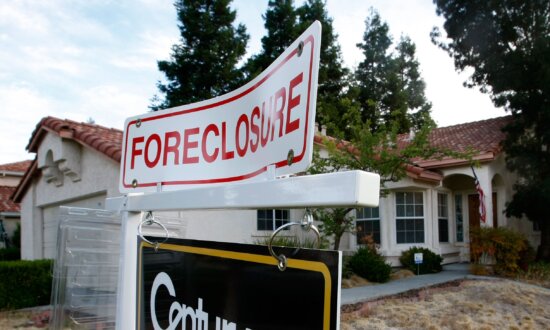 US Foreclosures Up 14 Percent in 2025; Florida Tops States