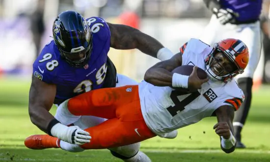 Cleveland Browns QB Deshaun Watson Out for the Rest of This Season With a Throwing Shoulder Fracture