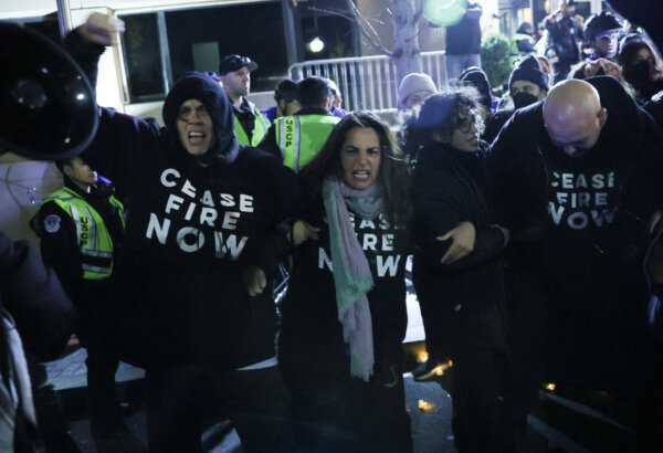 Epoch Times Photo