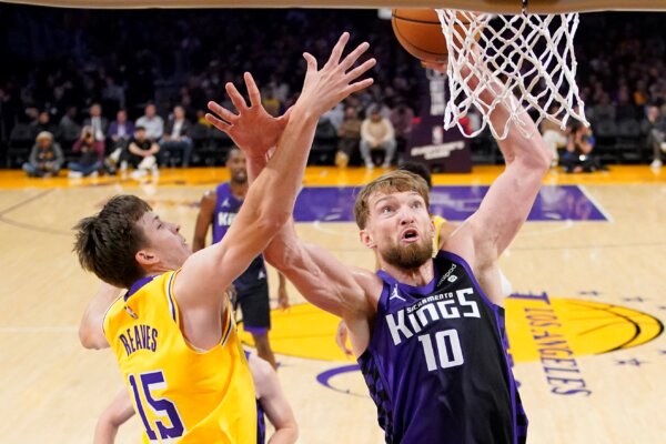 Sacramento Kings Forward Domantas Sabonis