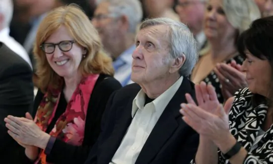 Ken Squier, Longtime NASCAR Announcer and Broadcaster, Dies at 88