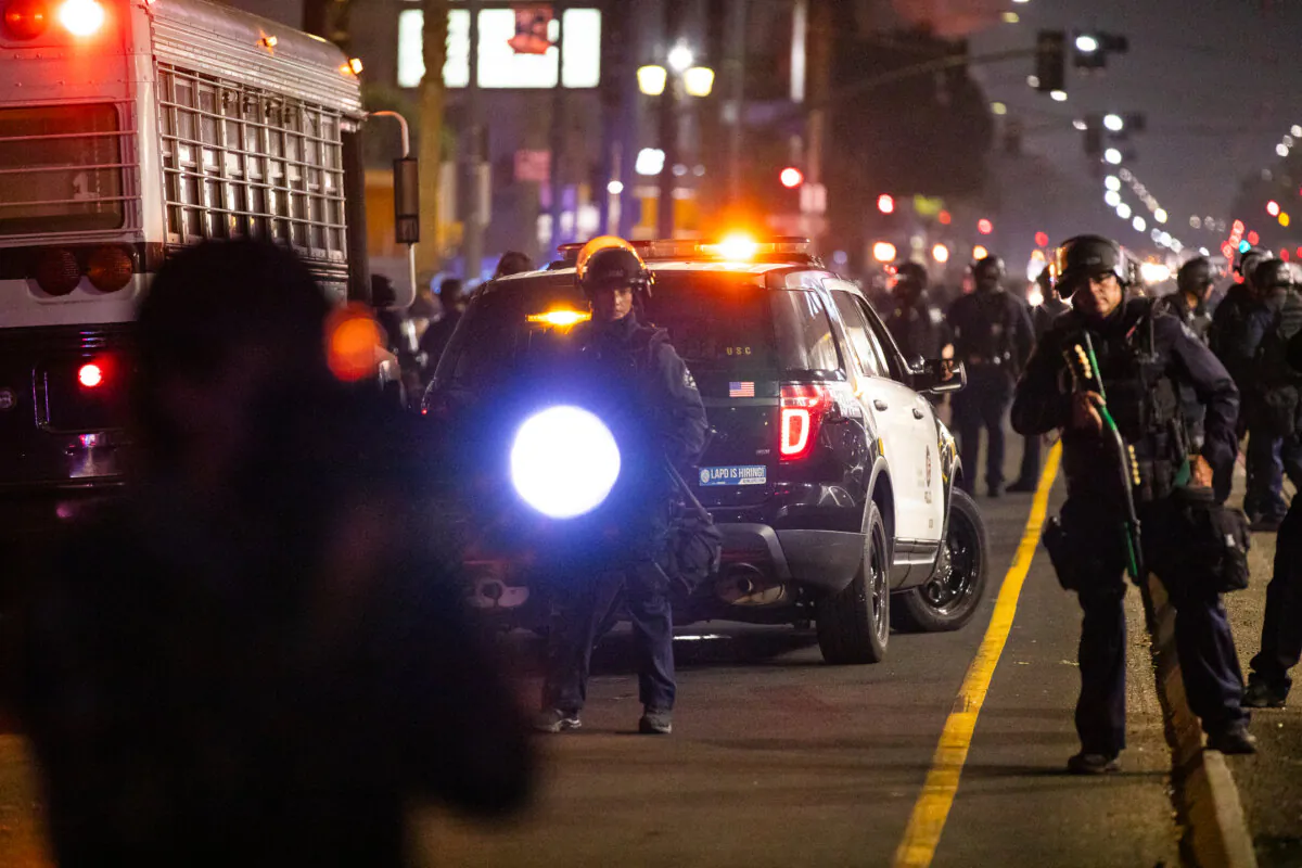 Los Angeles Police Department (LAPD) officers respond to civil unrest in Los Angeles on Nov. 2, 2020. (John Fredricks/The Epoch Times)