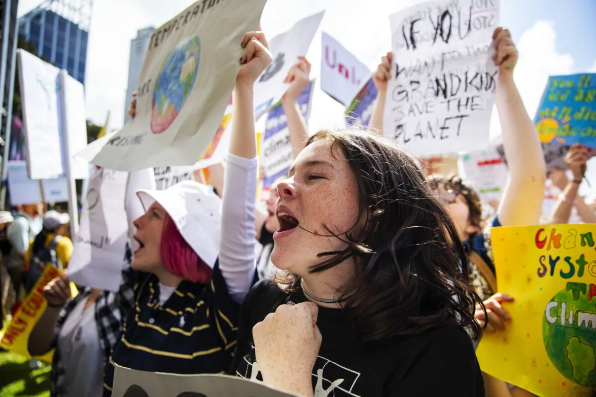 ‘Take a sick day for a sick planet,’ a climate justice network said to school children. (Jenny Evans/Getty Images)