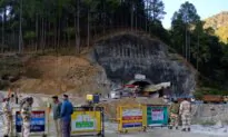 Drilling to Rescue 40 Men Trapped in Indian Tunnel Halted After Snag