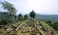 World’s Oldest Pyramid Discovered in Indonesia