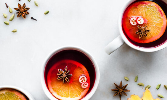 Mulled Cranberry Cider