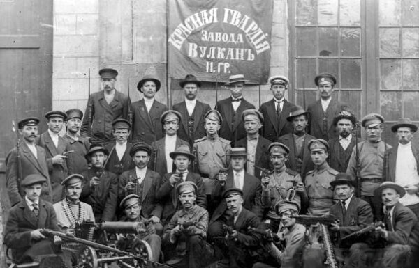 The Day that Turned Russia Red