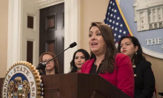 Tony Cárdenas Retiring From Congress, Endorses Luz Rivas
